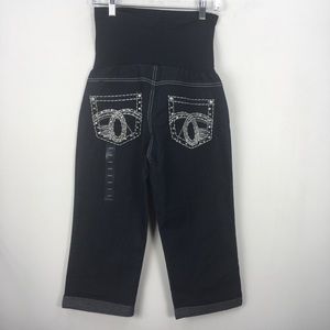 Bella Vida Maternity Crop Capri Pants NEW
